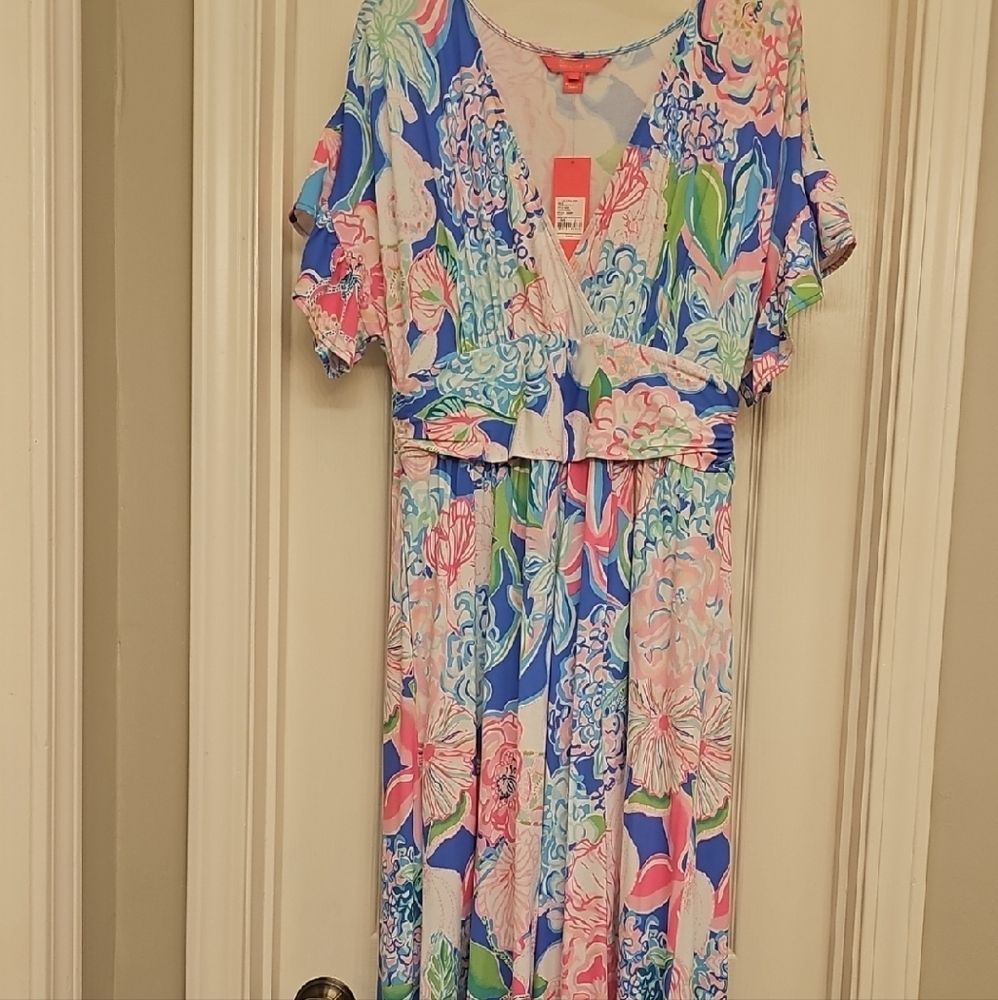 Floral V-Neck Maxi Dress